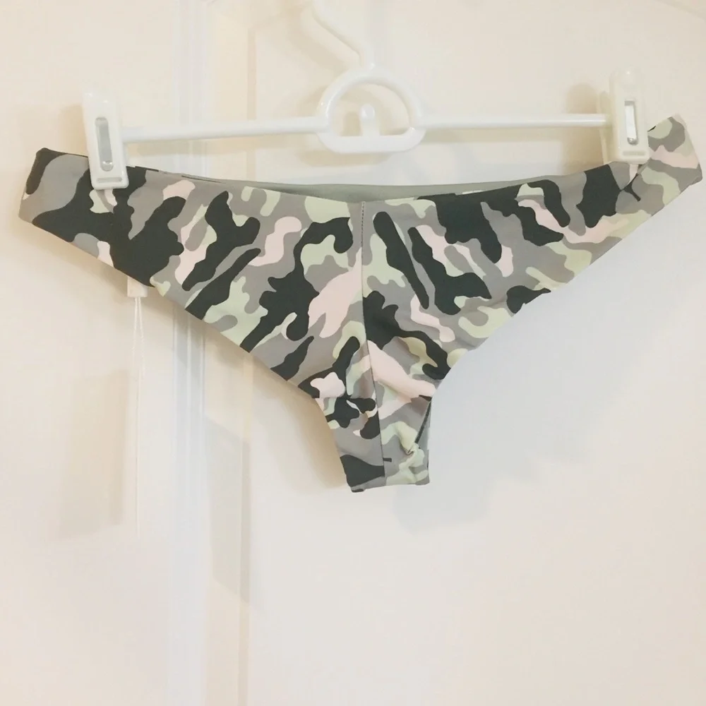 FRANKIE'S BIKINIS Camo Corset Cheeky Bikini Set Size MEDIUM Swimsuit Beach $195